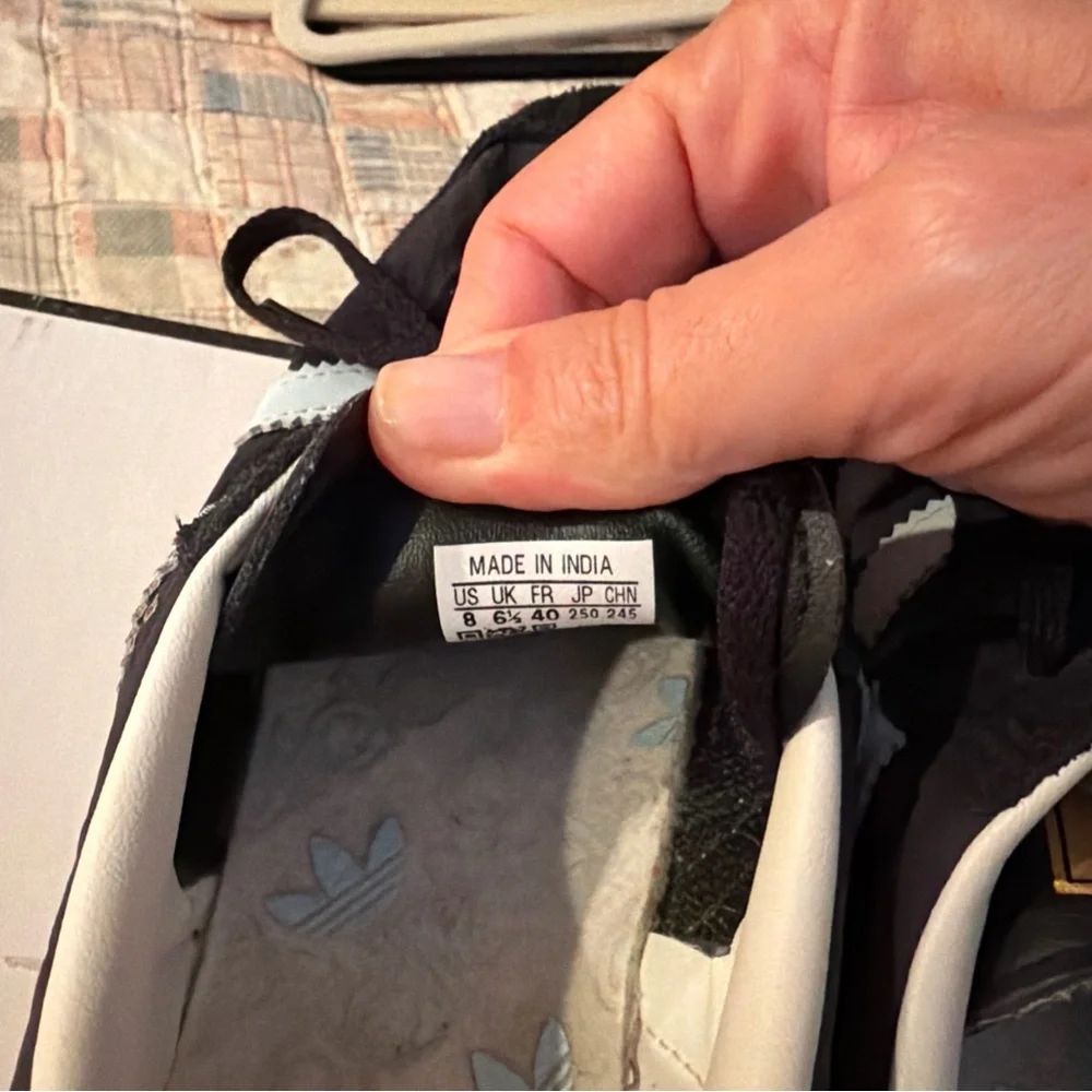 Adidas women’s Black and White Sneakers - Picture 4 of 6